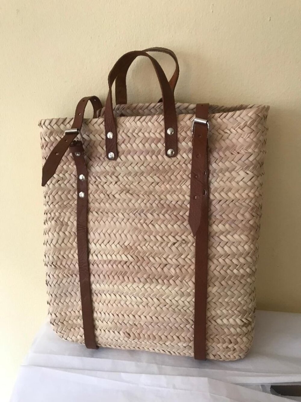 HAMPTONS Straw & Genuine Leather Backpack - Picture 3 of 6